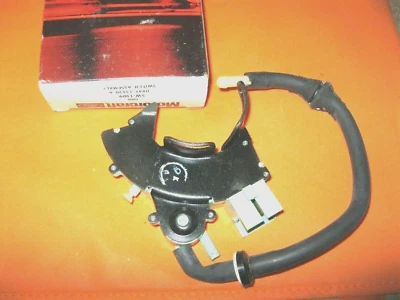 Interruptor de lámpara de respaldo Mercury Monarch 1978-1980 NOS, en caja Foto 1 de 2