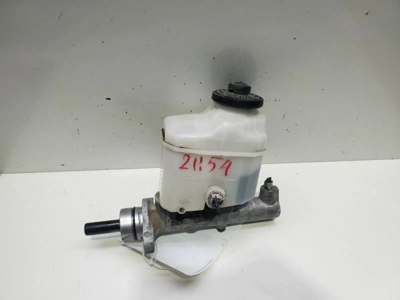2004-2008, Toyota Camry, Brake Master Cylinder, 3.0L-6Cyl, FWD, PN: 47201-33230 - Image 1 of 4