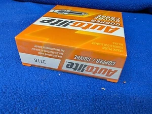 4x Autolite Spark Plug CASE Tractor DETROIT Farm Equipment GARDNER-DENVER set - Picture 1 of 2