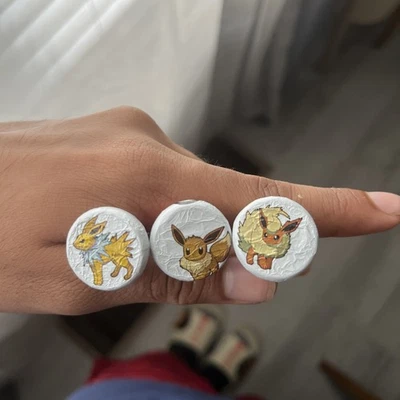 Pokemon Edición Especial Coleccionable Hershey Besos Eevee Jolteon Flareon Nuevo. Foto 1 de 4