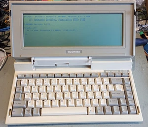 Toshiba T1000 Laptop. 8086 XT Processor, 512K RAM, DOS in ROM. Fully Working. - Afbeelding 1 van 14