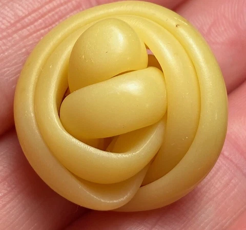 Unusual extruded spagetti spaghetti noodle twisted vintage antique button #2926 Cover