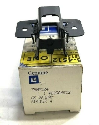 Nuevo OEM GM Chevrolet Cavalier 1995-1905 panel de instrumentos tablero Striker 22584512 Foto 1 de 4