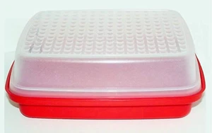 Tupperware Season Serve Jr Marinator & Tenderizer Container Red New - Picture 1 of 1
