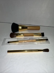 Tarte Brush Set! Powder,Dual Foundation/concealer, Eyeshadow, Dual Liner/Smudger - Picture 1 of 1