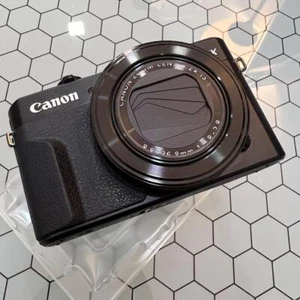 Canon POWERSHOT G7X Mark II 2 G7 X Mark II Digital Camera English - 95% New - Picture 1 of 9