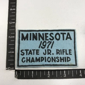 Vtg 1971 MINNESOTA STATE JUNIOR RIFLE CHAMPIONSHIP Felt Patch (Gun Contest) C903 - Picture 1 of 2