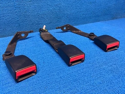 BMW 750i B7 G11 G12 2016-2020 juego de hebillas de cinturón de seguridad trasero izquierdo y central OEM Foto 1 de 4