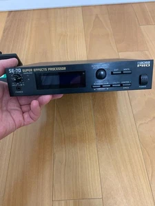 Boss SE-70 Vintage Half Rack Multi-Effects Guitar Pedal Japanese Made - Picture 1 of 3
