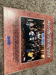 Vintage-We Are the World - LP 40043 COLUMBIA -USA FOR AFRICA (1985) + 45 RPM - Picture 1 of 7