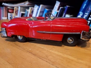 NICE VINTAGE 1950'S TIN FRICTION 1955 CADILLAC CONVERTIBLE ROADSTER - Picture 1 of 12
