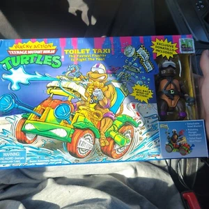 Taxi de inodoro Teenage Mutant Ninja Turtles 40 aniversario compañeros de juego ¡Nuevo en mano! - Imagen 1 de 5