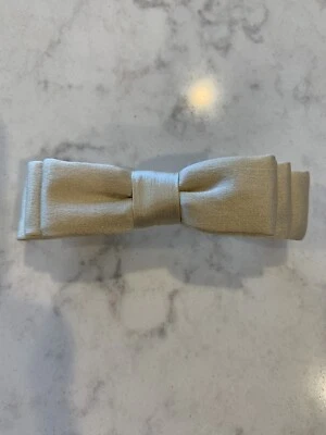 France Luxe L. Erickson Silk Charmeuse Petite Bow Barrette Sand Dollar Ecru - Image 1 of 4
