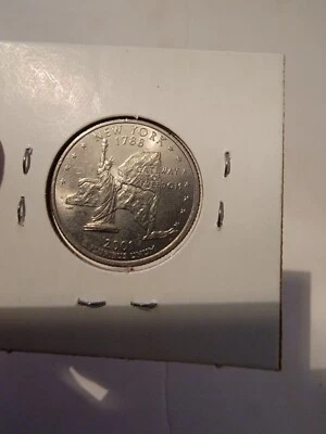 New York Quarter 2001 D 25 Cent Piece Coin The Gateway To Freedom - Image 1 of 2
