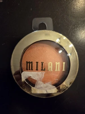 Rubor en polvo horneado Milani - 05 Luminoso Foto 1 de 3