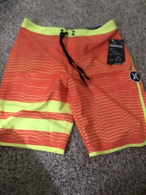 Boardshorts Hurley Phantom para niño talla juvenil 20/30” naranja/voltio $55 nuevos con etiquetas Foto 1 de 4