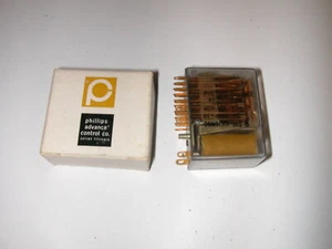 PHILLIPS ADVANCE CONTROLS ELECTROMAGNETIC RELAY 67DPJ8C5B 24VDC 350 OHMS - Picture 1 of 4