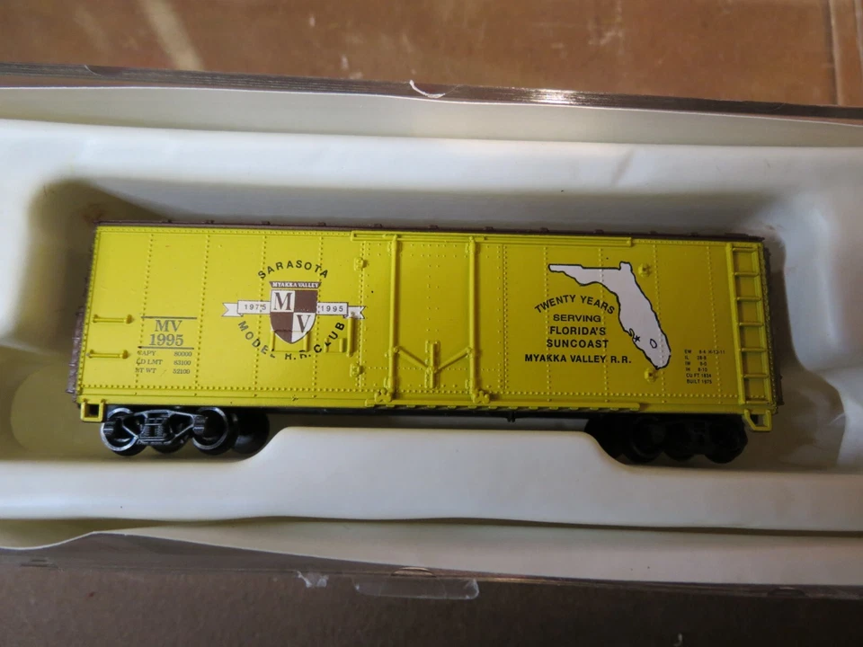N - Con Cor  - 40' Steel Boxcar, Sarasota Model RR Club 20 yrs.    NIB - Image 1 of 1