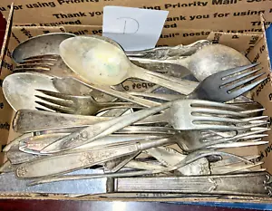 3 Pounds Single Pieces Silver Plated Scrap Craft Flatware Lot - Picture 1 of 6