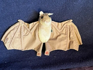 BAT de felpa marrón Stelluna con alas que se pliegan sobre animales de peluche - 7 pulgadas de alto x - Imagen 1 de 9