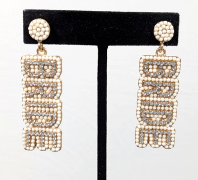 Gold Tone Bride White Bead Rhinestone Dangle Pierced Earrings Wedding - Изображение 1 из 4