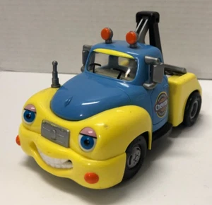 Chevron Cars Trevor Tow Truck Collectible Car #29 2001 - Picture 1 of 5