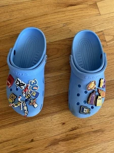 Men’s / Kid’s Size 6 Women’s 8 Blue Croc Clogs W Basketball Jibbitz - Picture 1 of 3