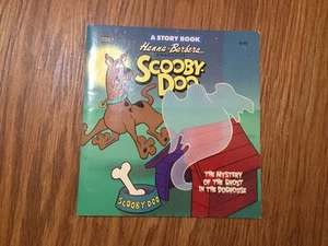 Hanna- Barbera Scooby-Doo~ The Mystery of the Ghost Book in the Doghouse 1988 - Picture 1 of 3