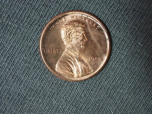 1983 Lincoln Cent Broadstrike US Mint Error coin 1c Broadstruck - Imagen 1 de 2