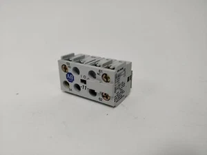 AB 195-MA11 Auxiliary contact Ser.A - Picture 1 of 4