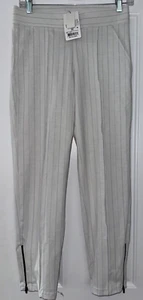 Hue Skimmer women's Leggings Off White Pinstripe Pants zipper ankles M (8-10) - Picture 1 of 7