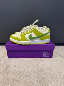 Nike SB Dunk Low Green Apple UK8 **New** - Picture 1 of 7