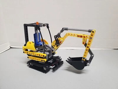 LEGO Technic 8047 Excavator Complete No Manuals - Image 1 of 4