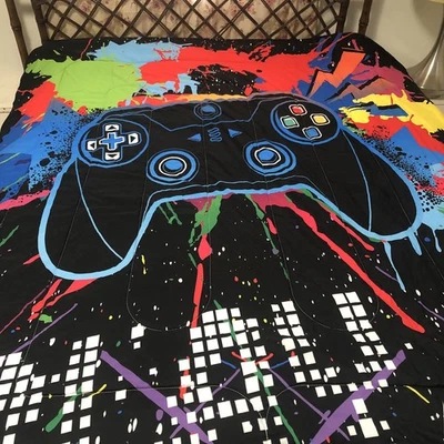 Edredón y almohadilla para jugadores tamaño doble negro con salpicaduras múltiples usado en excelente estado Foto 1 de 4