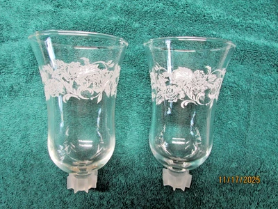 2 винтажных травленых цветочных розовых прозрачных стеклянных подсвечника 5 дюймов - Изображение 1 из 4