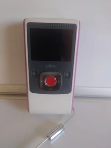 Flip Ultra Video Camera 4 GB Records 120min, Model U1120W, Pocket Size, Tested - Picture 1 of 12