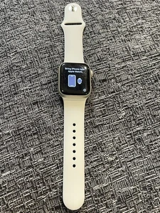 Apple Watch SE (2nd Generation) 40mm Aluminum Case with Sport Loop - Starlight - Picture 1 of 5