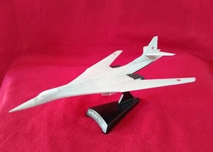 TUPOLEV TU 160 aereo scala 1:400 modellino model car collezione aereoplano - Foto 1 di 6