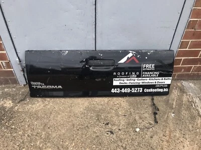 06 07 08 - 2012 13 14 15 TOYOTA TACOMA PORTÓN TRASERO NEGRO COMPLETO CON CÁMARA Foto 1 de 4