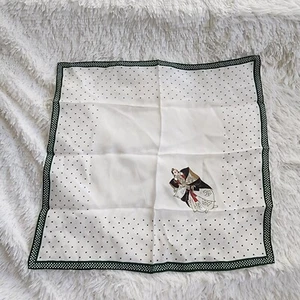 Pañuelo de seda japonés samurai blanco y verde a lunares enrollado a mano - Imagen 1 de 4