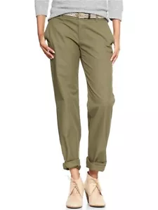 NWT Gap Classic Khaki Pants Low Rise Gartland Green 100 % Cotton 4 Petite 4P - Picture 1 of 4