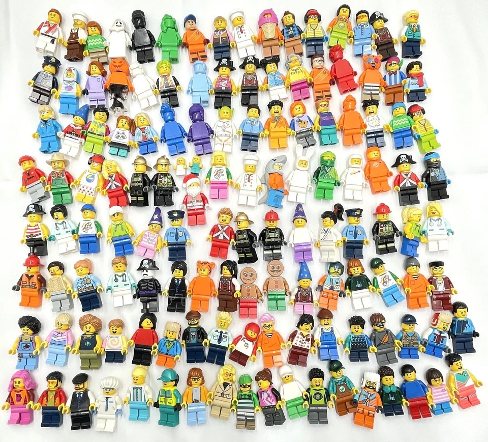 Brand new LEGO minifigures, set of 10, randomly selected figures, wide variety, - Image 1 of 1