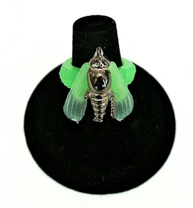 Green Colored Hornet Toy Gum Vending Machine Prize Plastic Ring + 1960s NOS New - Picture 1 of 8