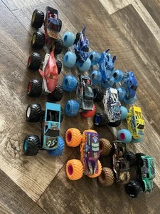Monster Jam 1:64 Customs Lot Of 12 - Picture 1 of 3