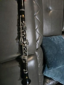 Used Jupiter 1100 Series Wood Clarinet with mouthpiece, ligature, and reeds - Picture 1 of 4