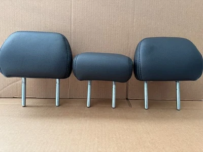 Encosto de cabeça 2011-2021 Mitsubishi Outlander Sport 2ª linha couro preto - Imagem 1 de 4