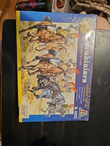 Italeri Historics Napoleonic Wars CARABINIERS French Cavalry 6003 1:72 Model Kit - Picture 1 of 2