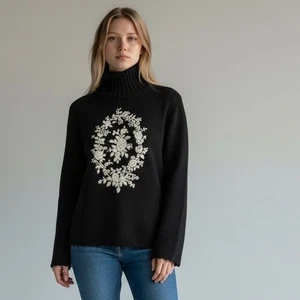 Newport News Jeanology Rollkragenpullover schwarz Blumen bestickt Größe M - Bild 1 von 8