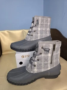 STQ Grey/Plaid Rain Boots Womens Size 8. New With Box - Picture 1 of 6