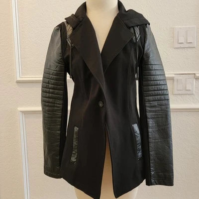 Chaqueta Blazer para Mujer Blanc Noir Sudadera con Capucha Cuero Sintético Moto Mediana Foto 1 de 4
